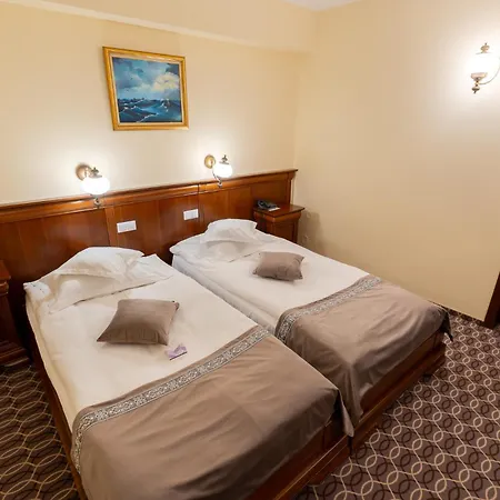 Dorna Szálloda 4*